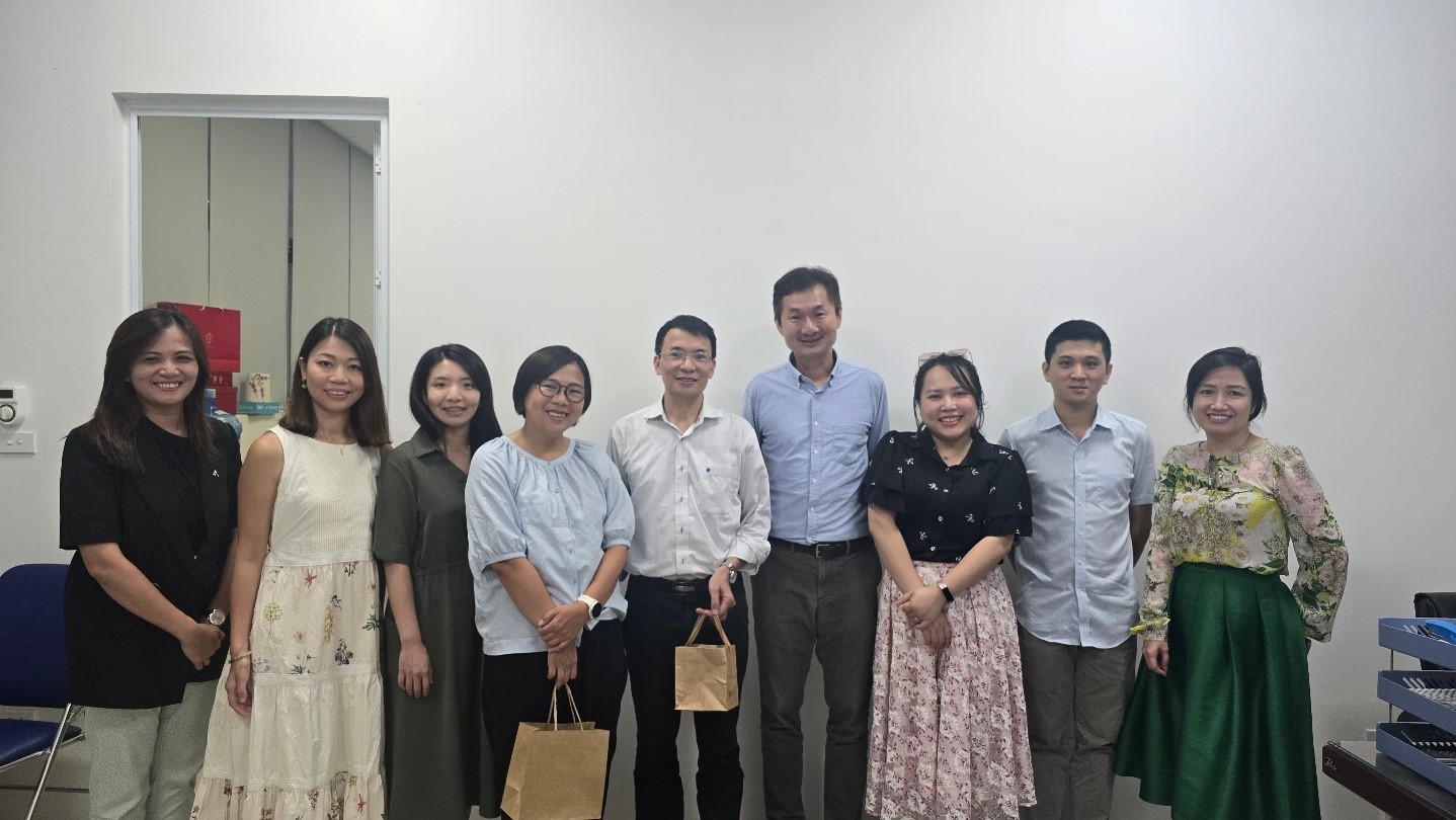 Tạp chí Khoa học Công nghệ Xây dựng vinh dự tiếp đón đoàn giáo sư Khoa Xây dựng, Đại học Quốc gia Đài Loan